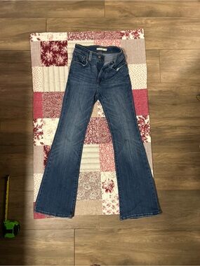 Levi’s 726 size 25 length 30 jeans